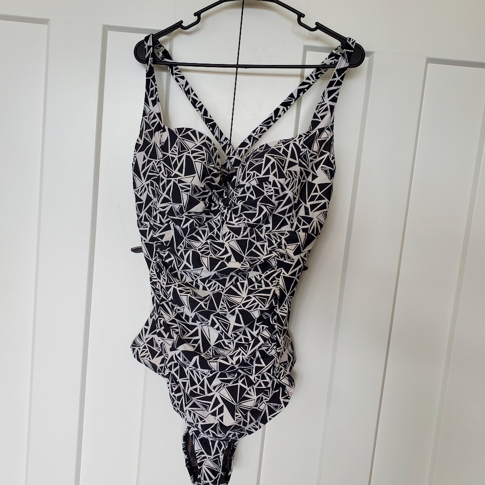 Torrid shattered swimsuit 2
